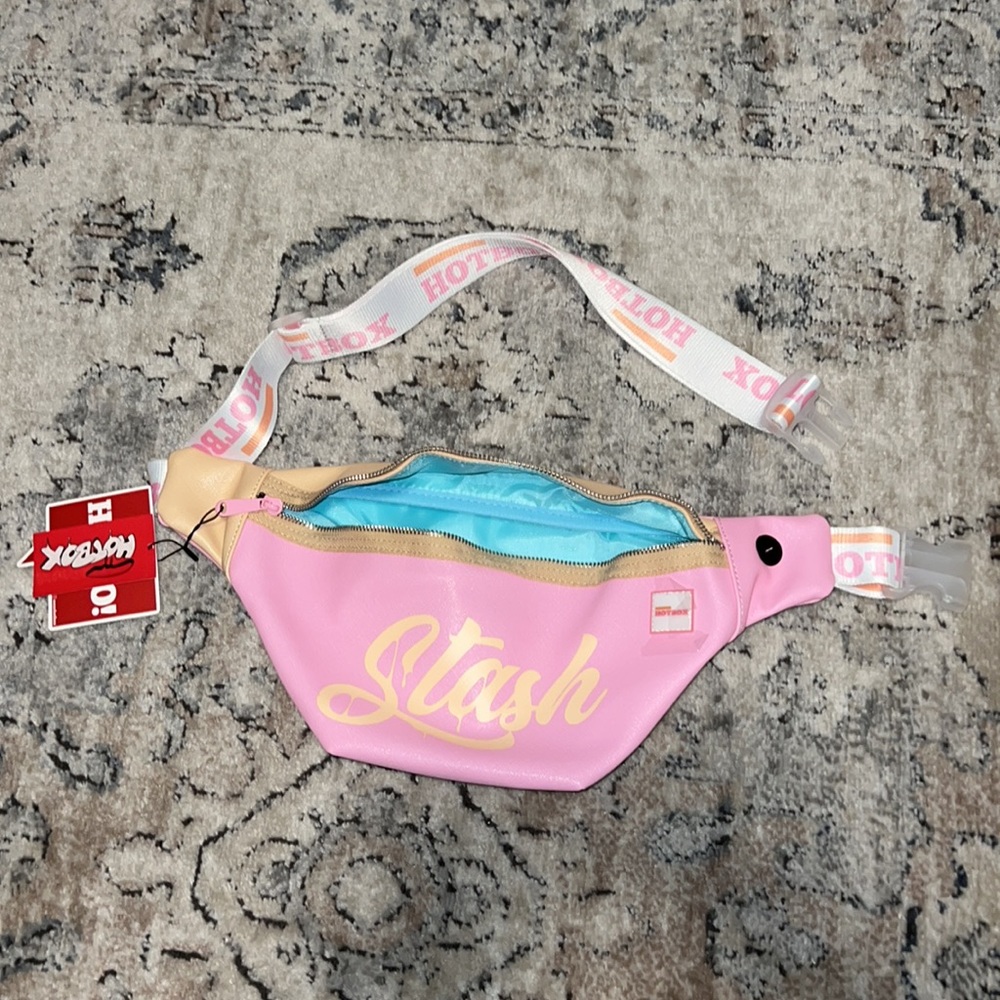 Fanny Pack - Picture 2 of 2